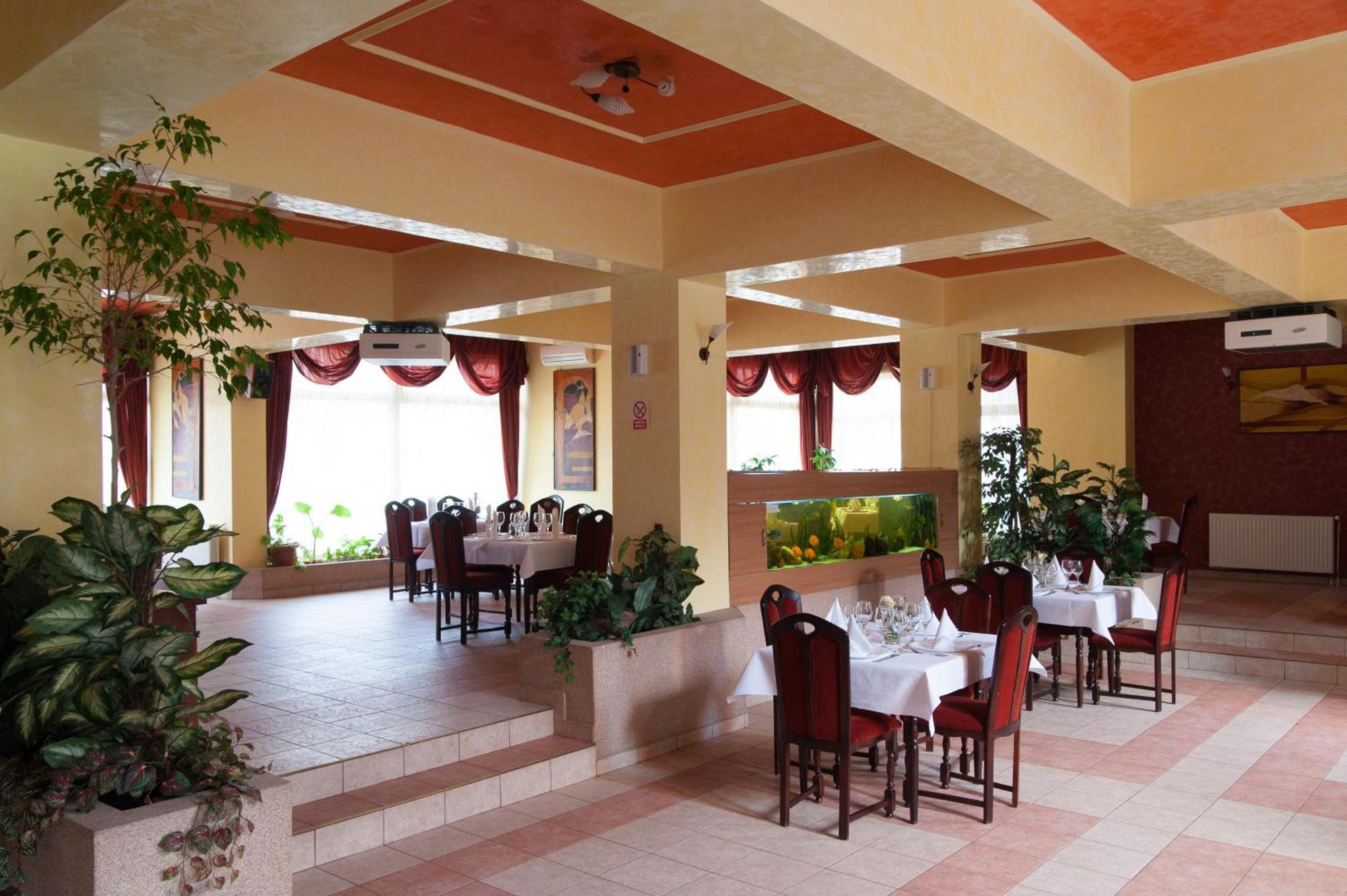אורדאה Hotel Melody מראה חיצוני תמונה