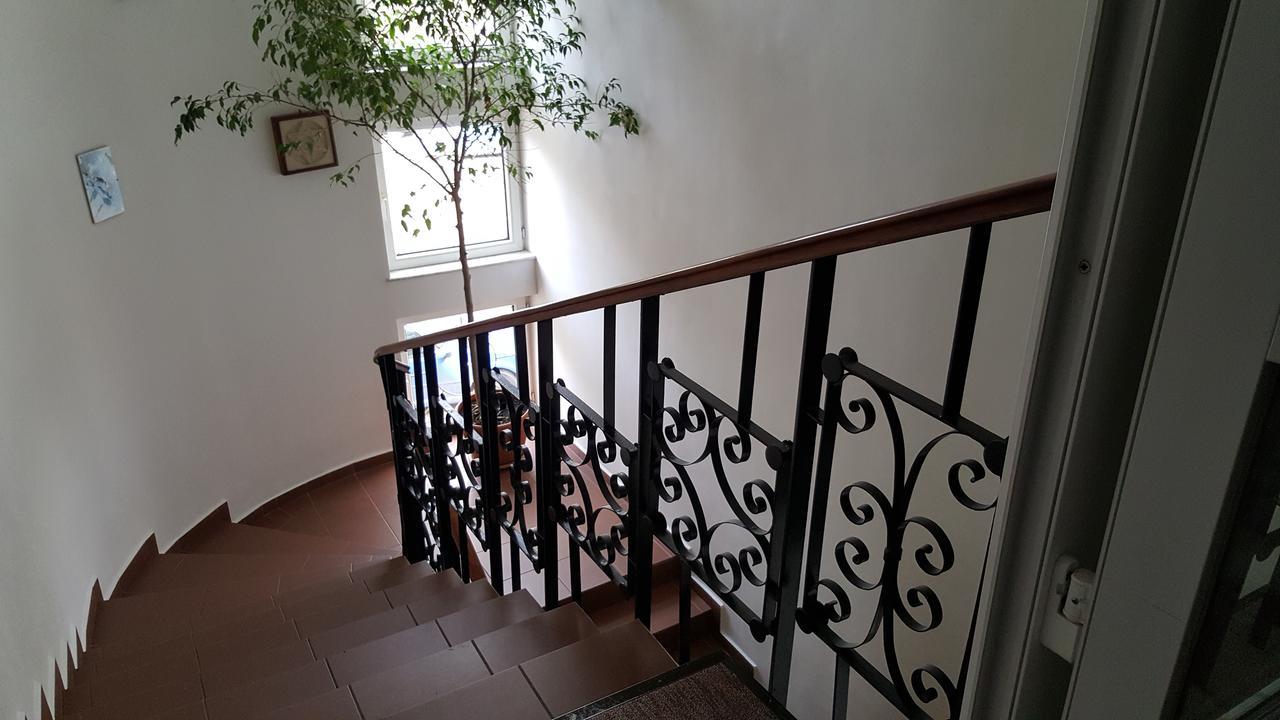 אורדאה Hotel Melody מראה חיצוני תמונה