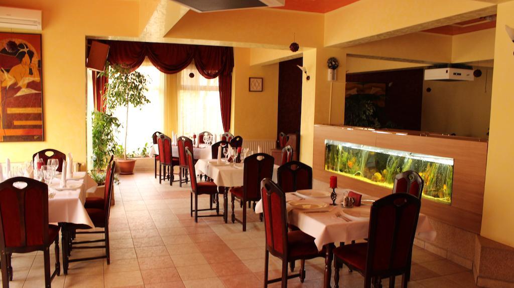 אורדאה Hotel Melody מראה חיצוני תמונה