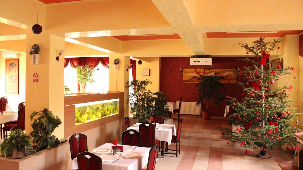 אורדאה Hotel Melody מראה חיצוני תמונה